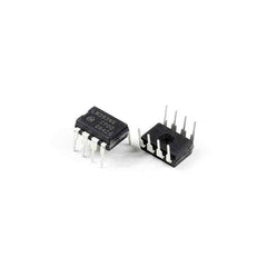 LM393NG 8-DIP (0.300", 7.62mm) IC COMP DUAL OFFSET LV 8DIP
