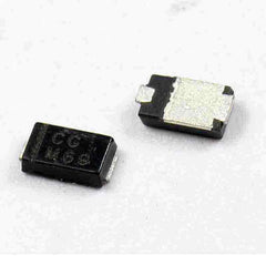 SMP28A-M3/84A DO-220AA (SMP) TVS 400W 28V 5% UNIDIR SMP