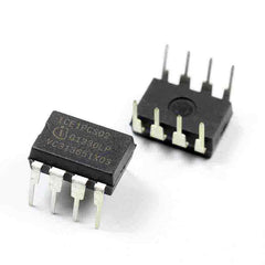 ICE1PCS02 PG-DIP-8 IC PFC CONTROLLER CCM 8DIP