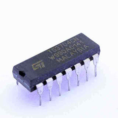 TS3704CN 14-DIP (0.300", 7.62mm) IC COMPARATOR QUAD MCRPWR 14-DIP