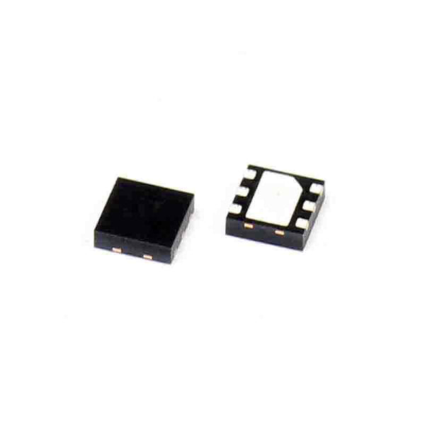 ST1L05CPU33R - 6-DFN (3x3) - IC REG LDO 3.3V 1.3A 6-DFN