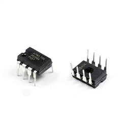 AT25256A-10PU-2.7 8-PDIP IC EEPROM 256KBIT 20MHZ 8DIP